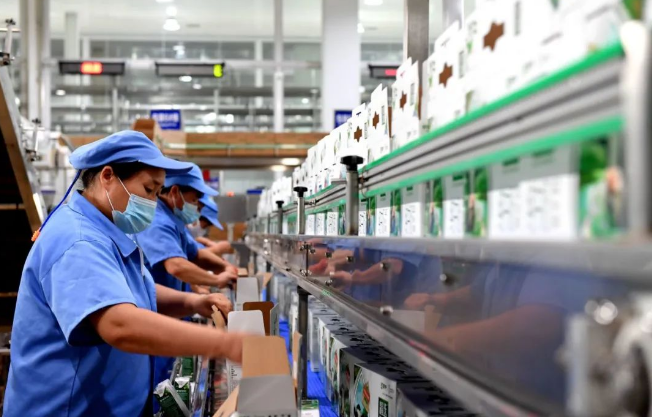 二十四节气看蒙牛 | 秋分相约衡水之滨 走进工厂品鲜香